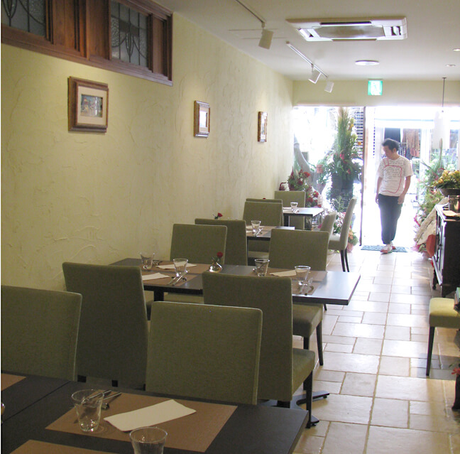 レストランの業務家具納品例