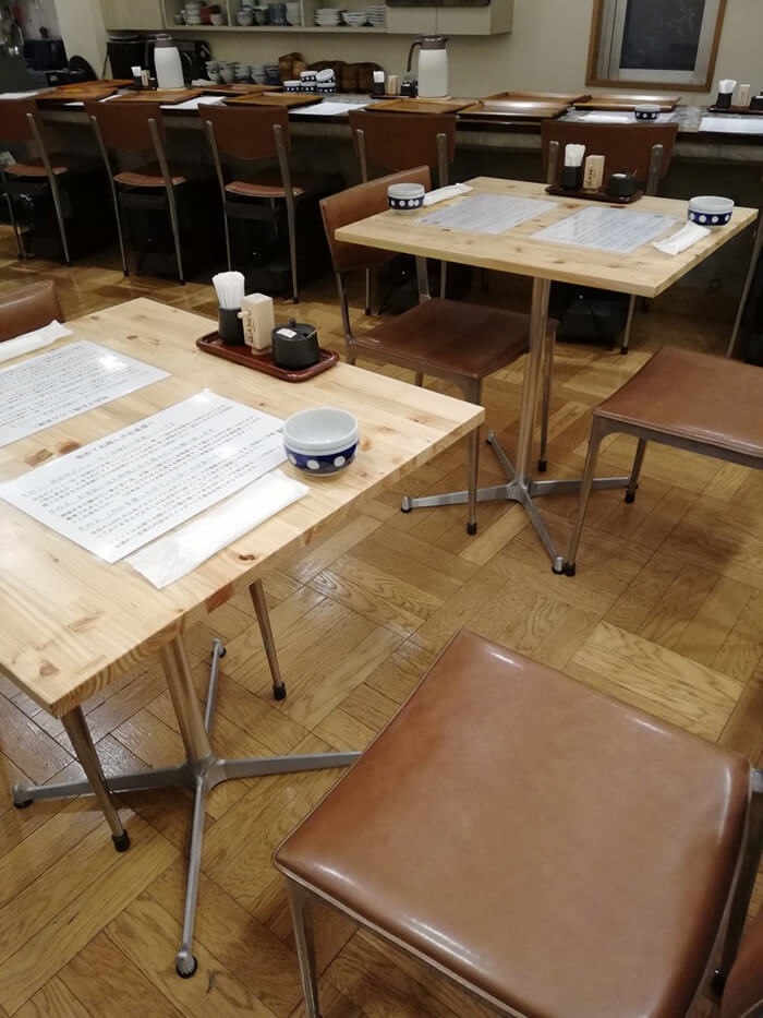 飲食店の業務家具納品例