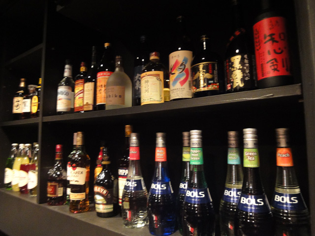 バーの業務家具納品例