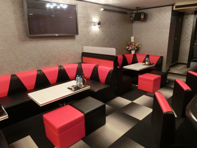 クラブ・スナックの業務家具納品例