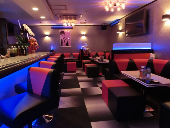 クラブ・スナックの業務家具納品例