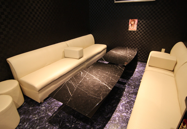 クラブ・スナックの業務家具納品例