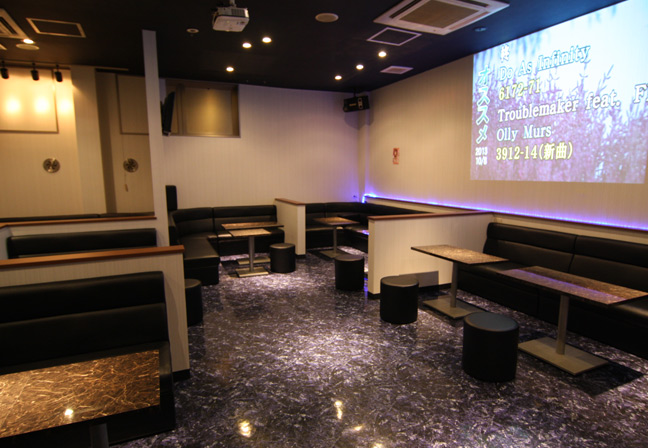 クラブ・スナックの業務家具納品例