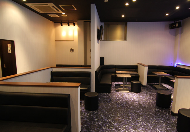 クラブ・スナックの業務家具納品例