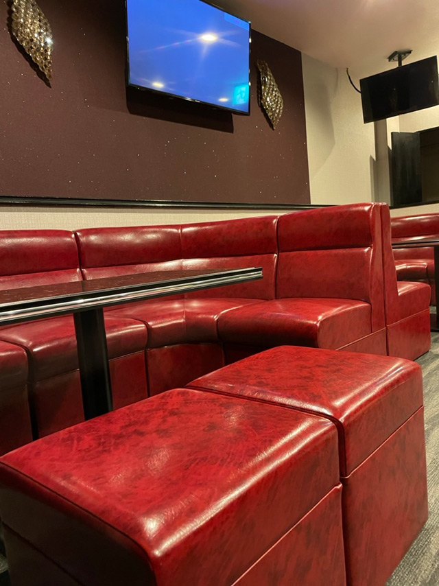 クラブ・スナックの業務家具納品例