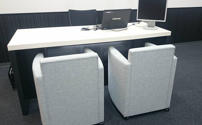 店舗の業務用家具納品例