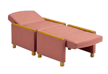 2台組み合わせることでベッドとして使用できます。