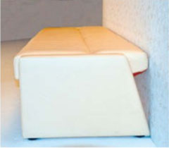 移動することなく簡単にベッドになります