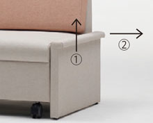 ベッド時は可動肘を上にあげ、ロック解除します